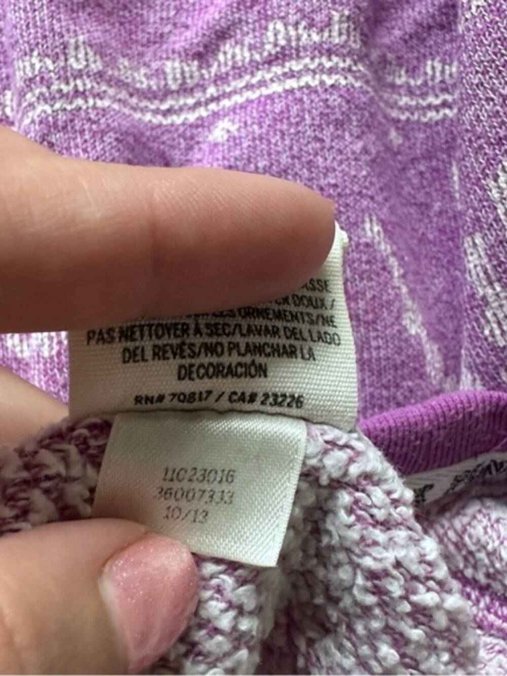 Victoria's Secret PINK | Lavender Fair Isle Snowflake Crew Sweater | Size Small - Picture 10 of 12